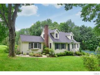 77 Ivy Hill Rd, Ridgefield, CT 06877 exterior