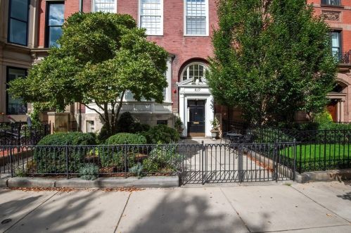 169 Commonwealth Ave, Roxbury Xing, MA 02116 exterior