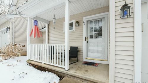 63 Copper Beech Ln, Portland, CT 06480 exterior