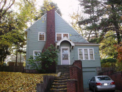 17 Morton St, Newton, MA 02459 exterior