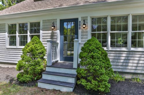 474 Strawberry Hill Rd, Centerville, MA 02632 exterior