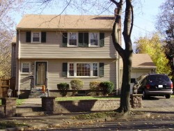 35 Simpson St, Newton, MA 02458 exterior