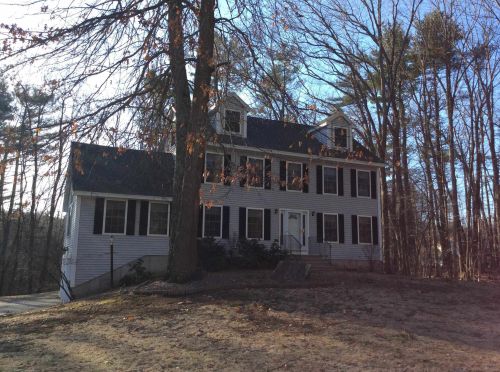11 Nottingham Ln, Salem, NH 03079 exterior