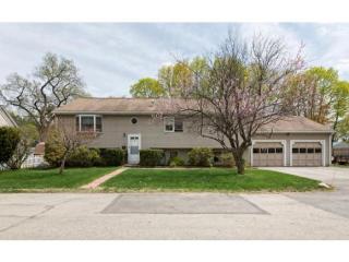 4 Berkshire St, Nashua, NH 03064 exterior