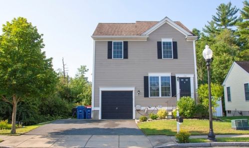 24 Katelyn Way, New Bedford, MA 02745 exterior