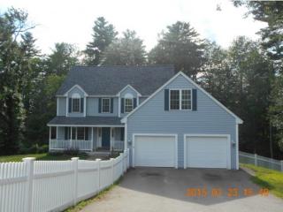 18 Ricker Rd, Hampstead, NH 03841 exterior