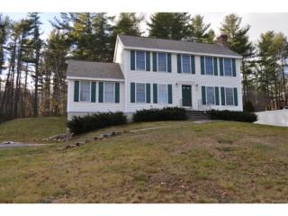 13 Saddleback Rd, Londonderry, NH 03053 exterior