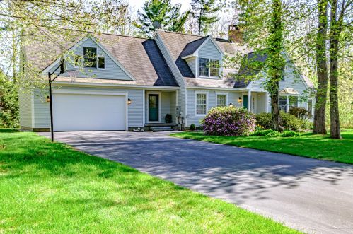 10 Sumac Dr, Brunswick, ME 04011 exterior