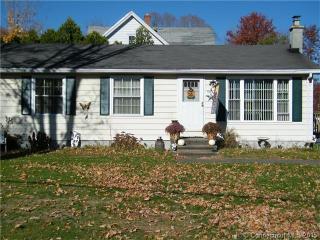 54 Ward St, Middletown, CT 06457 exterior