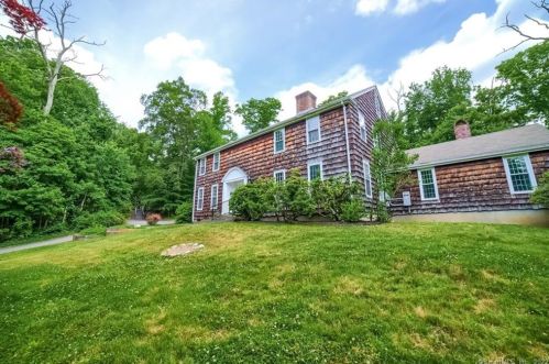 76 Timms Hill Rd, Haddam, CT 06438 exterior