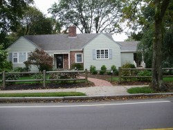 1370 Beacon St, Newton, MA 02468 exterior