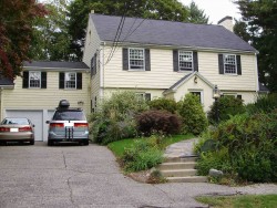 11 Nehoiden Rd, Newton, MA 02468 exterior