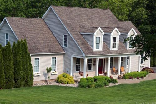 24 Erika Ct, Durham, CT exterior