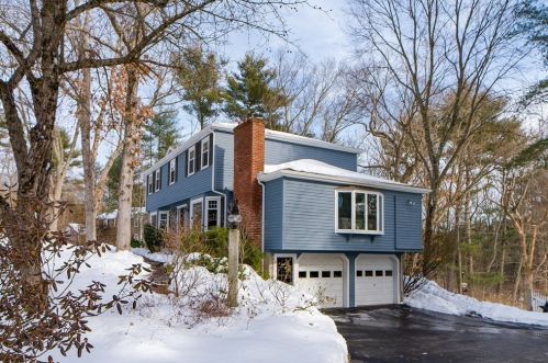 25 Lee Rd, Medfield, MA 02052 exterior