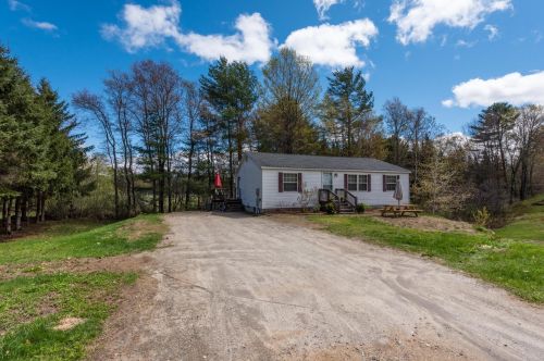 18 Dove Rd, Unity, NH 03773 exterior