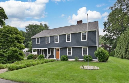 5 Longbow Cir, Lynnfield, MA 01940 exterior