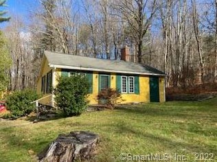 28 Carpenter Rd, New Hartford, CT 06057 exterior
