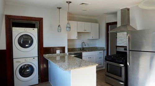 104 Robinwood Ave, Roxbury-Xing, MA 02130 exterior