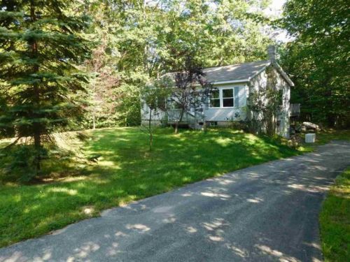 100 Browns Pasture Rd, Strafford, NH 03884 exterior