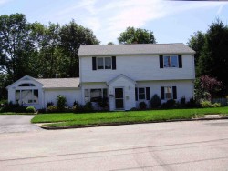 28 Considine Rd, Newton, MA 02459 exterior