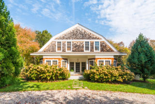 30 Haversham Rd, Westerly, RI 02891 exterior