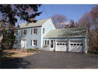 41 Brookhills Rd, Branford, CT 06405 exterior