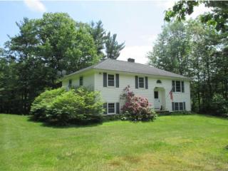 78 Westminster Dr, Fitzwilliam, NH 03447 exterior