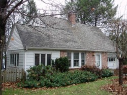 16 Roundwood Rd, Newton, MA 02464 exterior
