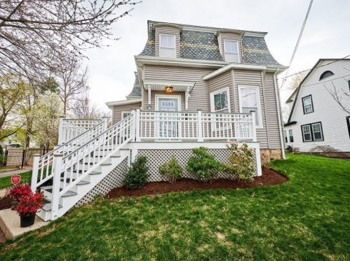 52 Perham St, Roxbury-Xing, MA 02132 exterior