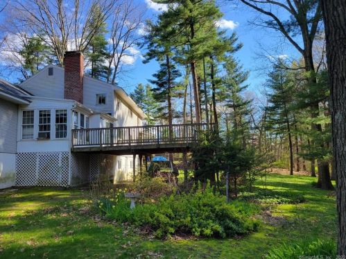 54 Miller Rd, East Windsor, CT 06016 exterior