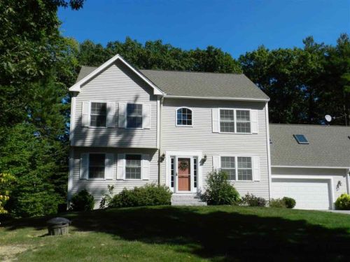 9 Summerwood Dr, Hampton, NH 03842 exterior