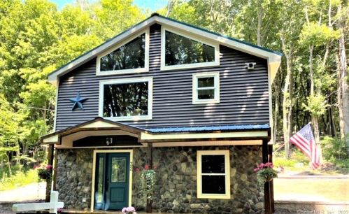 32 Highland Rd, Bethlehem, CT 06751 exterior