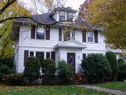 107 Greenlawn Ave, Newton, MA 02459 exterior