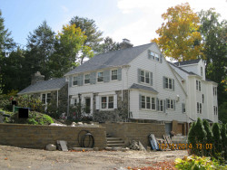 105 Country Club Rd, Newton, MA 02459 exterior