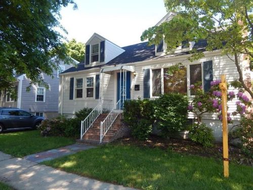 34 Wampatuck Rd, Quincy, MA 02169 exterior