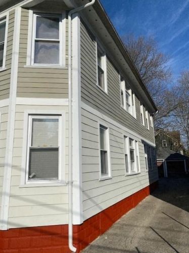 59 Pinehurst Ave, Providence, RI 02908 exterior