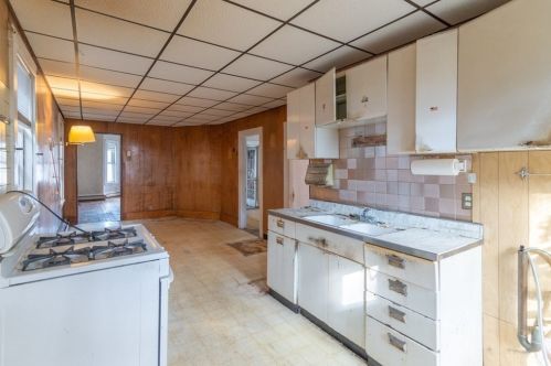 222 Webster Ave, Chelsea, MA 02150 exterior