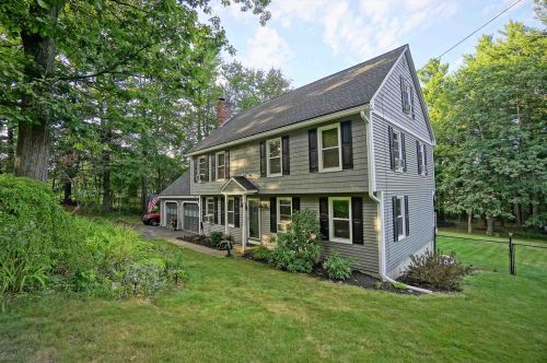 38 Parmenter Rd, Londonderry, NH 03053 exterior