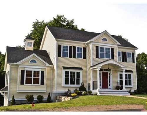 40 Wood St, Groveland, MA 01834 exterior