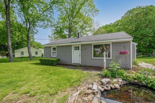 14 Cook Dr, Manchester, CT 06043 exterior
