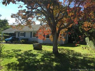 25 Ginger Dr, Groton, CT 06340 exterior