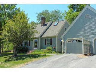 230 Winding Pond Rd, Londonderry, NH 03053 exterior