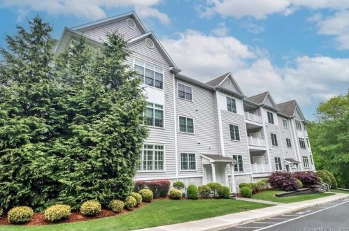 113 Stillwater Cir, Brookfield Center, CT 06804 exterior