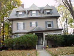 11 Elmore St, Newton, MA 02459 exterior