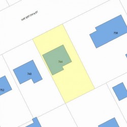 744 Watertown St, Newton, MA 02460 plot plan
