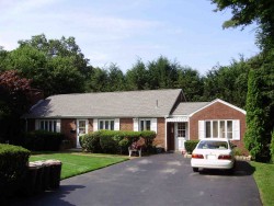 429 Winchester St, Newton, MA 02461 exterior