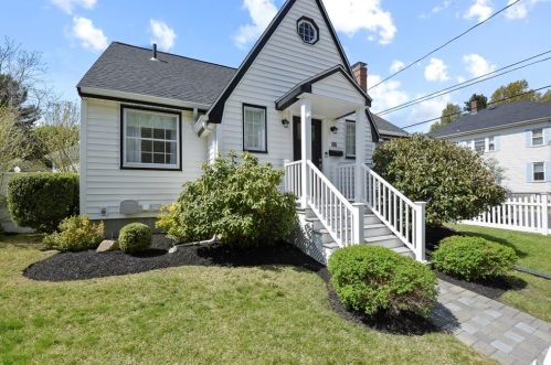 337 Vermont St, Roxbury-Xing, MA 02132 exterior