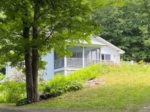 237 Stage Rd, Cummington, MA 01026 exterior