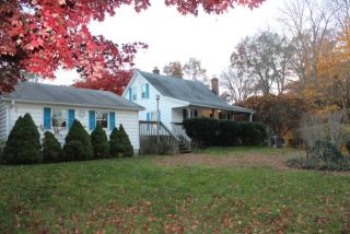 3020 Reservoir Ave, Bridgeport, CT 06611 exterior