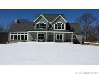 8 Bobcat Ln, Warren, CT 06754 exterior